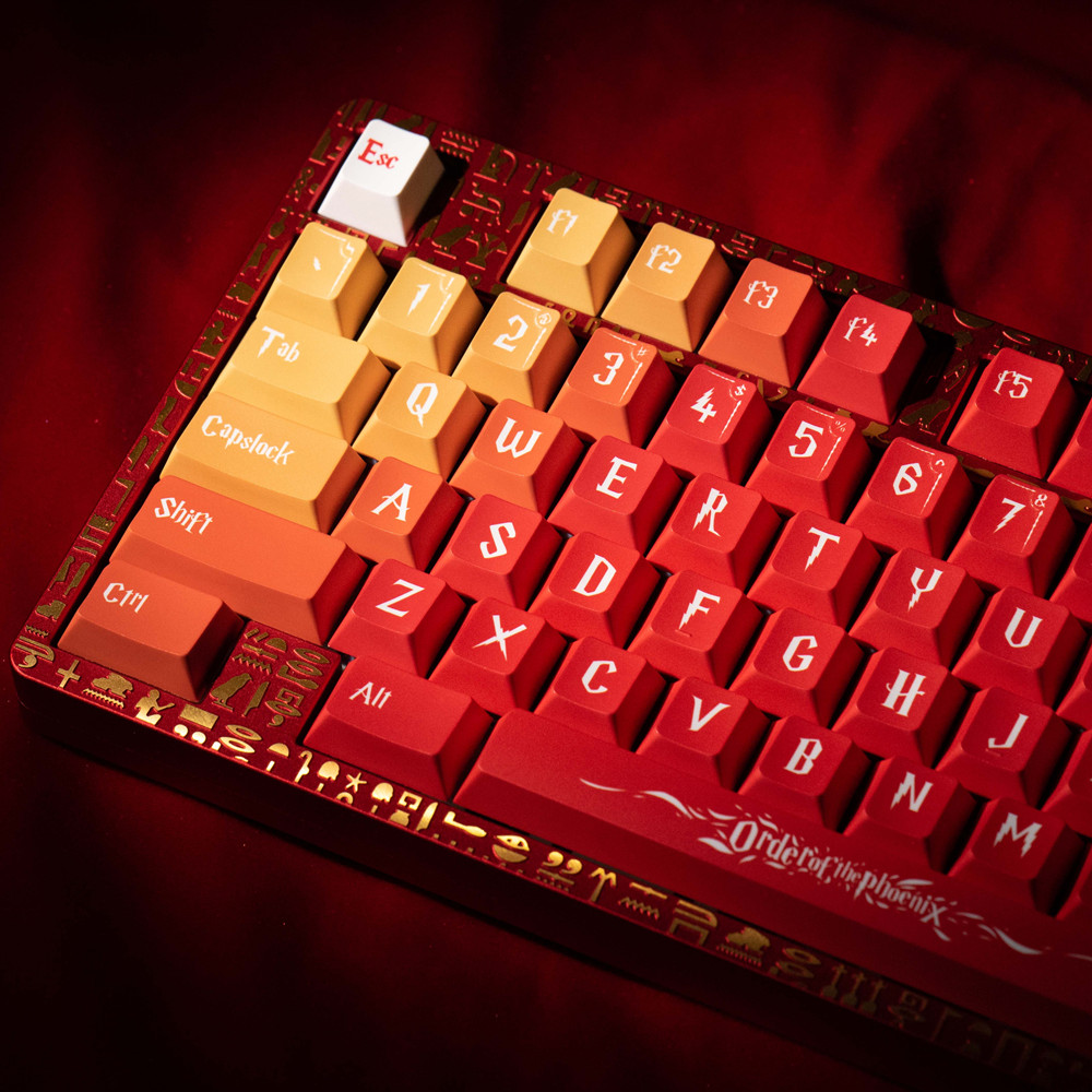 Home Office Layout - De Volgorde Van De Phoenix Keycap